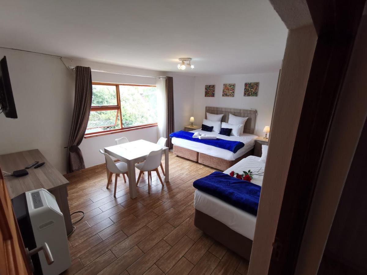 50 Galena Affordable Luxury Aparthotel Roodepoort Ngoại thất bức ảnh